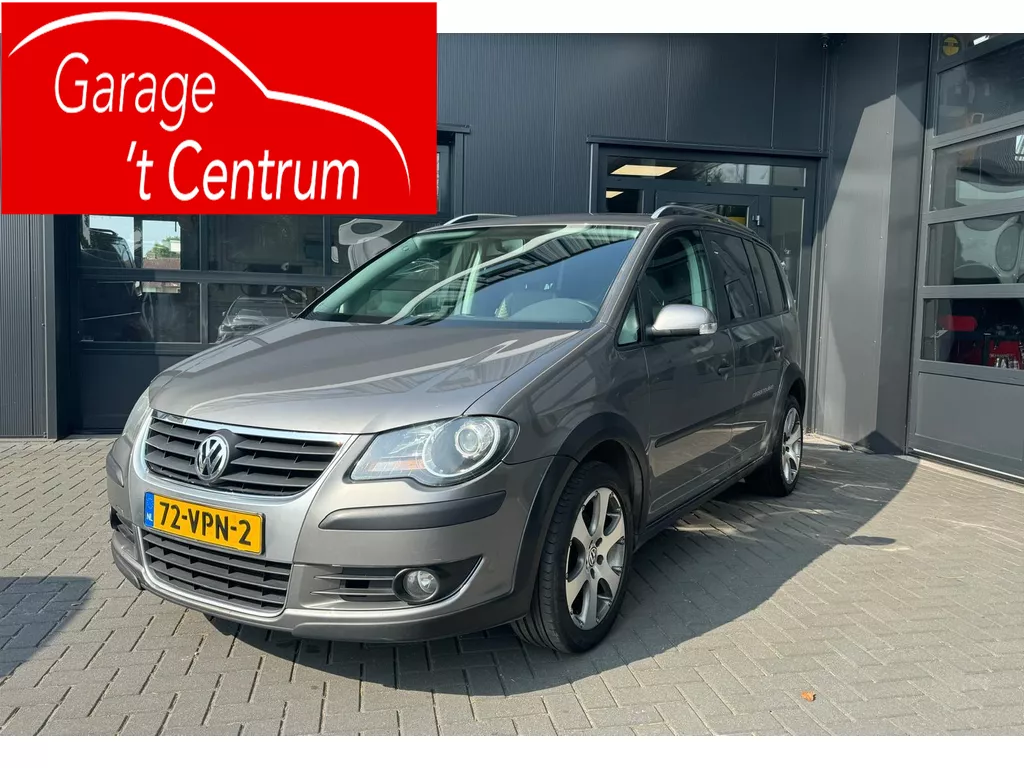 Volkswagen Touran 1.9 TDI Cross Touran | Achteruitrijcamera | Airco | Cruise control