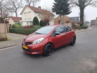 Toyota Yaris 1.3 VVT-i Comfort|Airco|LMV|Radio