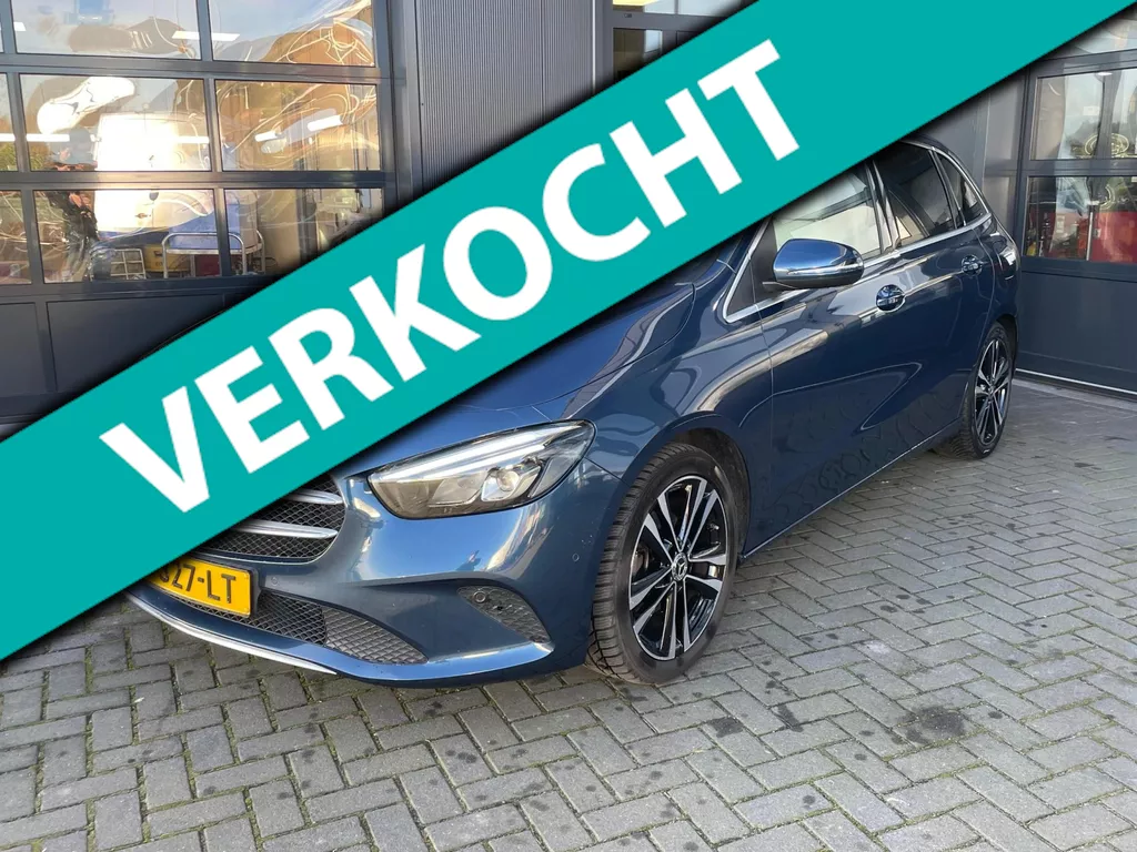 Mercedes-Benz B-klasse 180 Launch Edition Premium